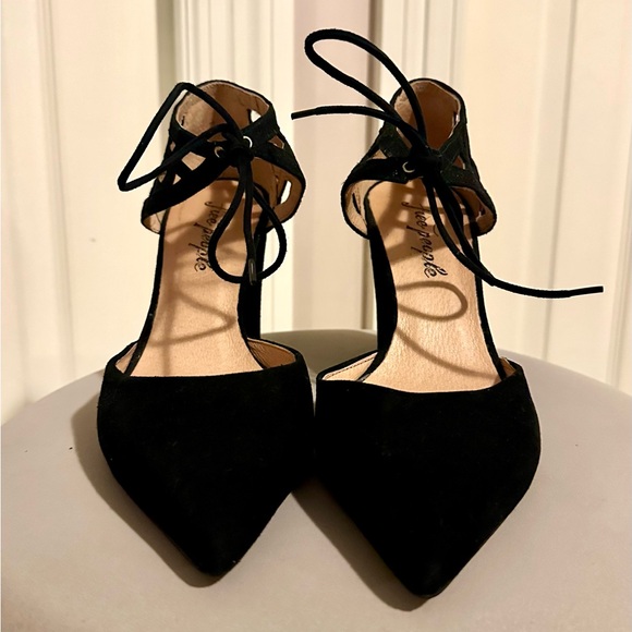 Free People Black Suade Pumps - Picture 2 of 7